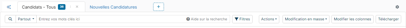 Barre de recherche de la liste des candidats avec le sélecteur Partout, la zone de mots-clés et le lien Aide sur la recherche
